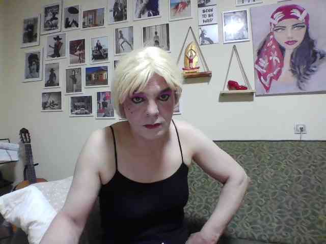 ashleey34 Live Webcam on BongaCams