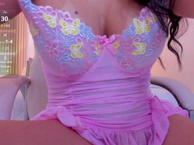 sarah-stonne's BongaCams show and profile