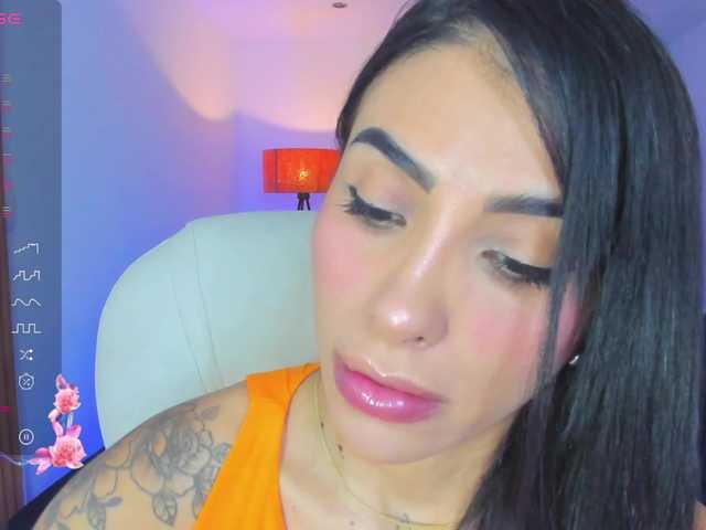  sarah-stonne chat room