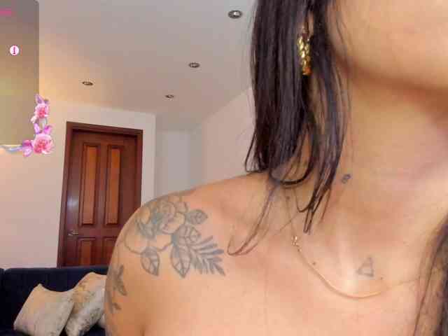 sarah-stonne webcam