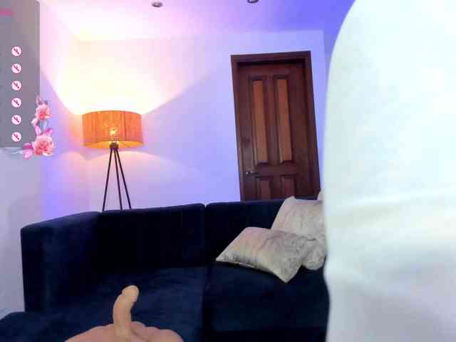 adult online chat Sarah-stonne