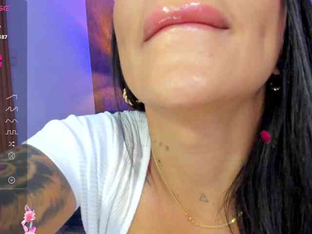 nudes chat Sarah-stonne