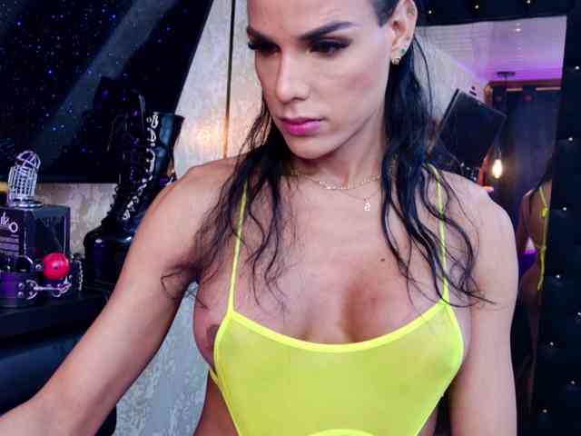 Stefania1812x Live Webcam on BongaCams