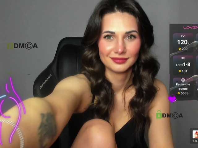 Cute-Shy's BongaCams show and profile