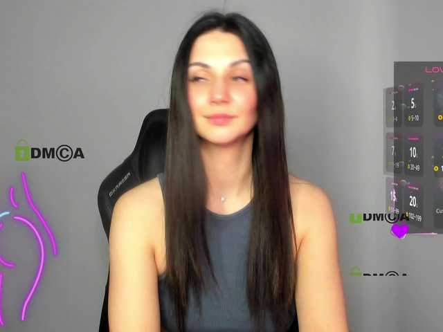 Cute-Shy's BongaCams show and profile