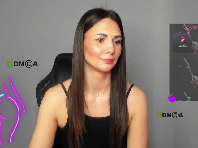 Cute-Shy's BongaCams show and profile