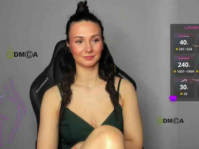 Cute-Shy Live Webcam on BongaCams