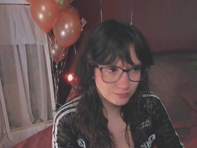 juby-yubi's BongaCams show and profile