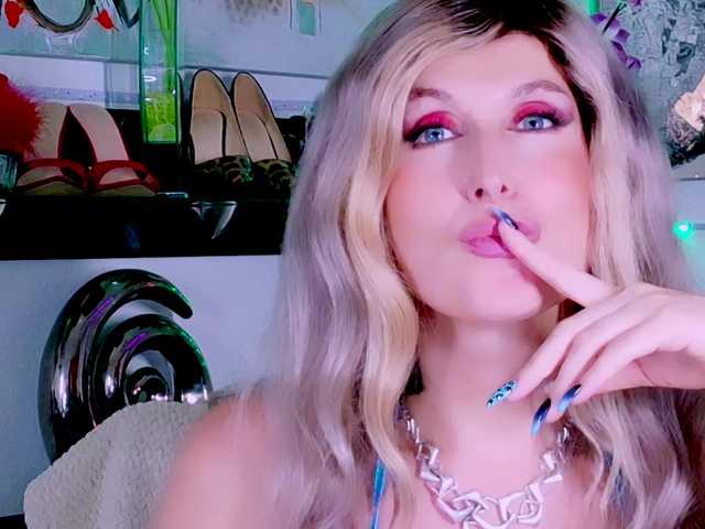 2bigass4u's BongaCams show and profile