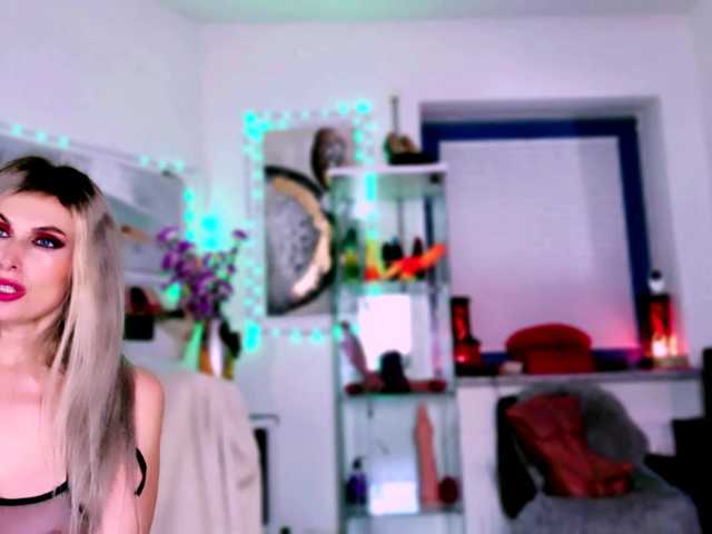 2bigass4u's BongaCams show and profile