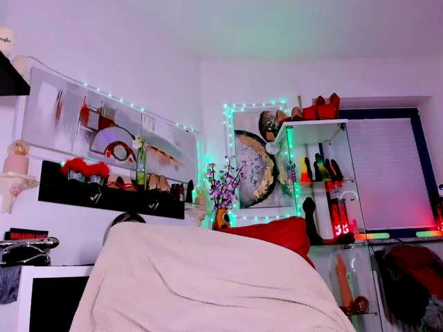 2bigass4u's BongaCams show and profile