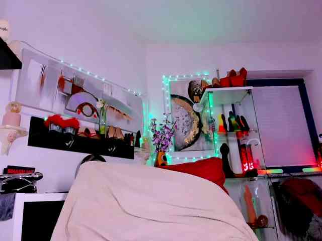 2bigass4u Live Webcam on BongaCams