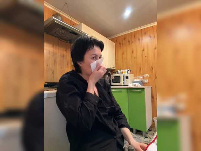 vik77777A's BongaCams show and profile