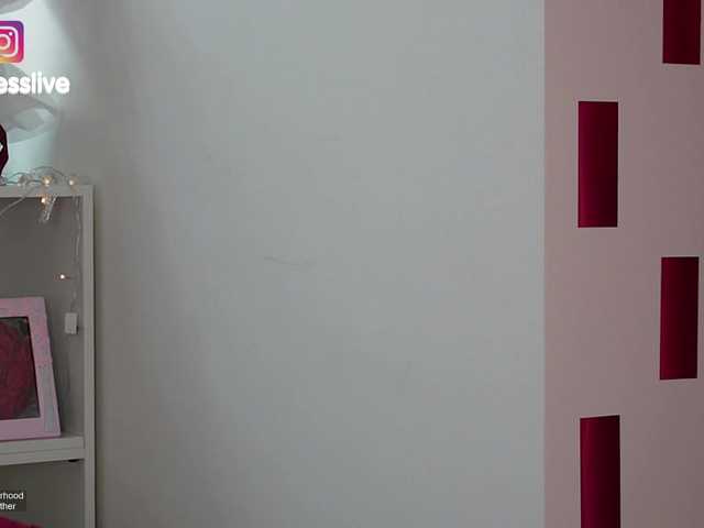 Greedy-Kim5's BongaCams show and profile