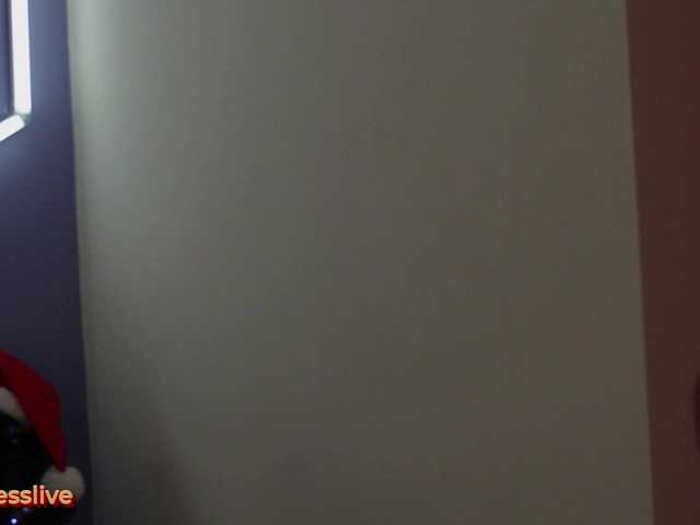 Greedy-Kim5's BongaCams show and profile