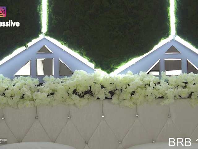 Greedy-Kim5's BongaCams show and profile