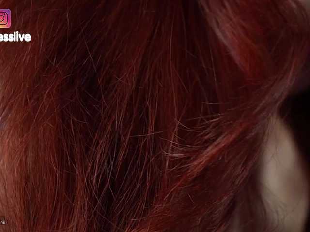 Greedy-Kim5's BongaCams show and profile