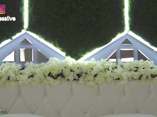 Greedy-Kim5's BongaCams show and profile