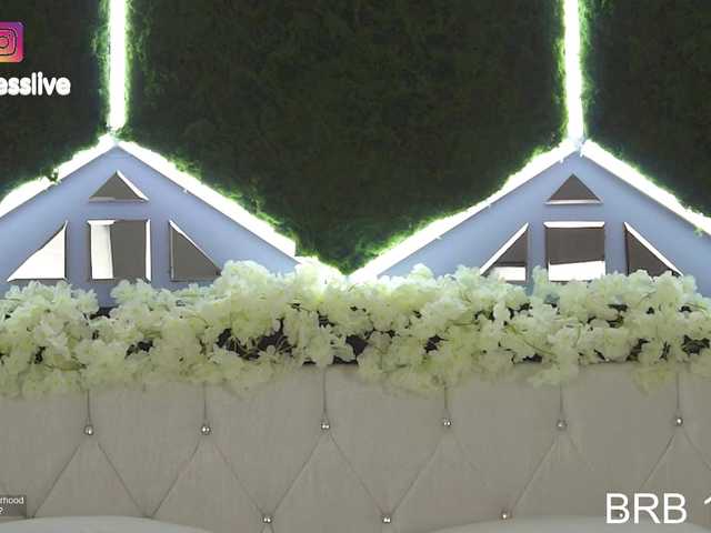 Greedy-Kim5's BongaCams show and profile