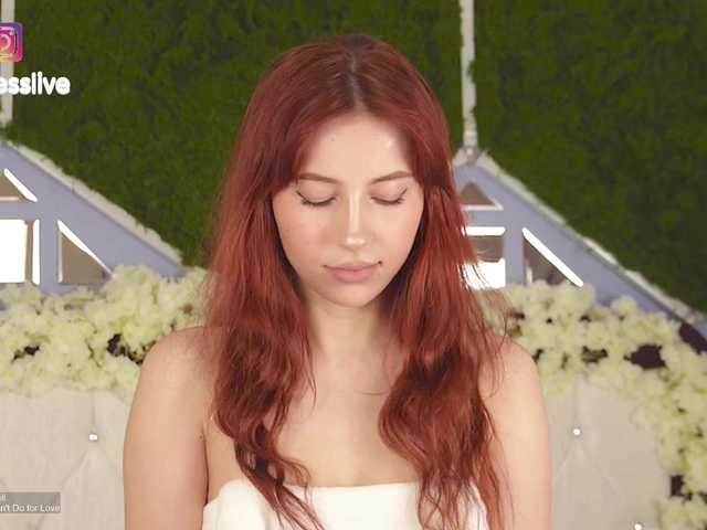 Greedy-Kim5's BongaCams show and profile