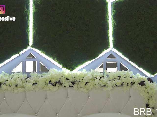 Greedy-Kim5's BongaCams show and profile