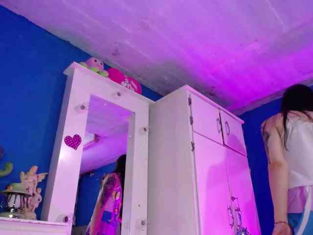 Isabeldoll9 Live Webcam on BongaCams