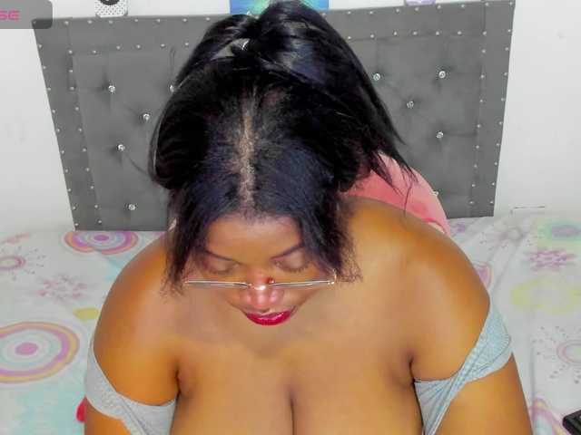  NinaaGrey chat room