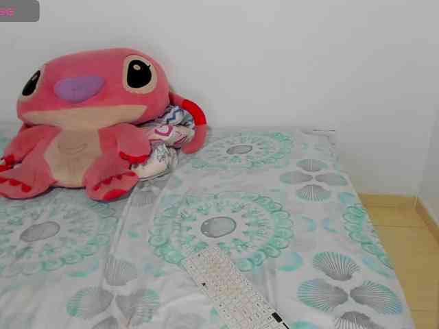 NinaaGrey webcam