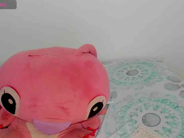 NinaaGrey webcam