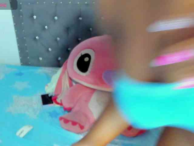 NinaaGrey webcam
