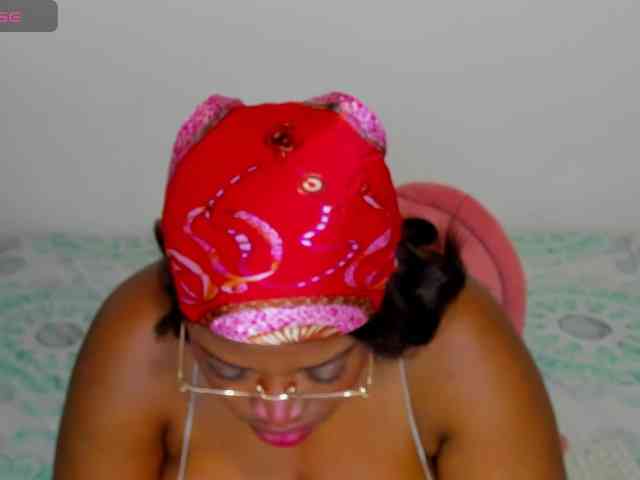 NinaaGrey Live Webcam on BongaCams