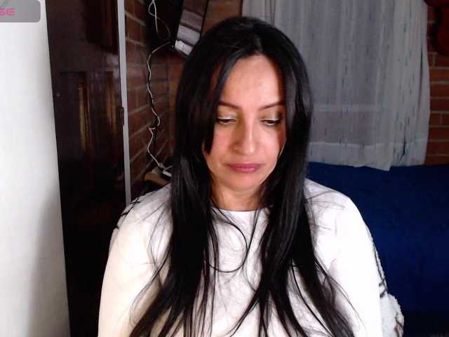 lunaws11's BongaCams show and profile