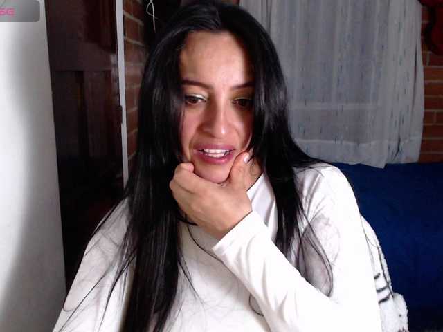 lunaws11's BongaCams show and profile