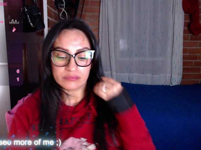 lunaws11's BongaCams show and profile