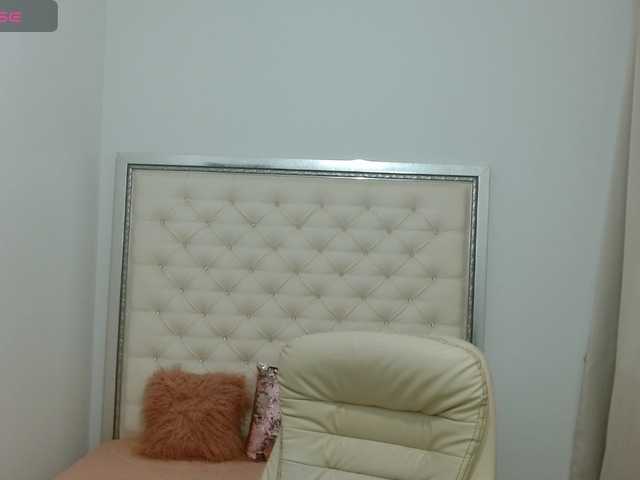 erykajoyy's BongaCams show and profile