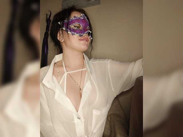 Molly-sex's BongaCams show and profile