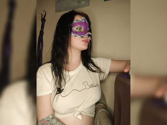 Molly-sex's BongaCams show and profile