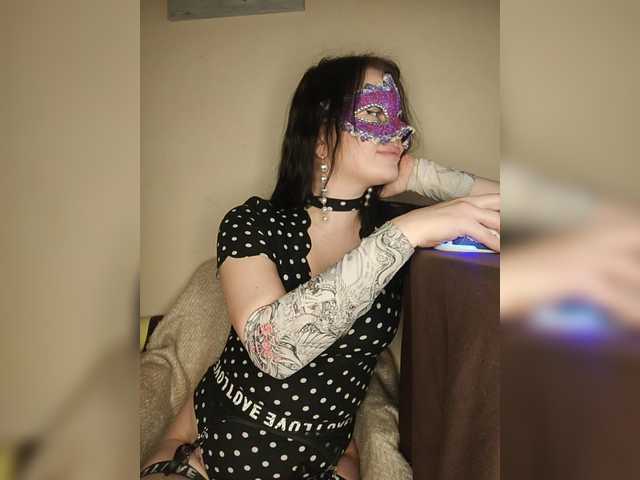 Molly-sex's BongaCams show and profile