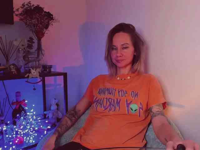 Mommiespanties webcam