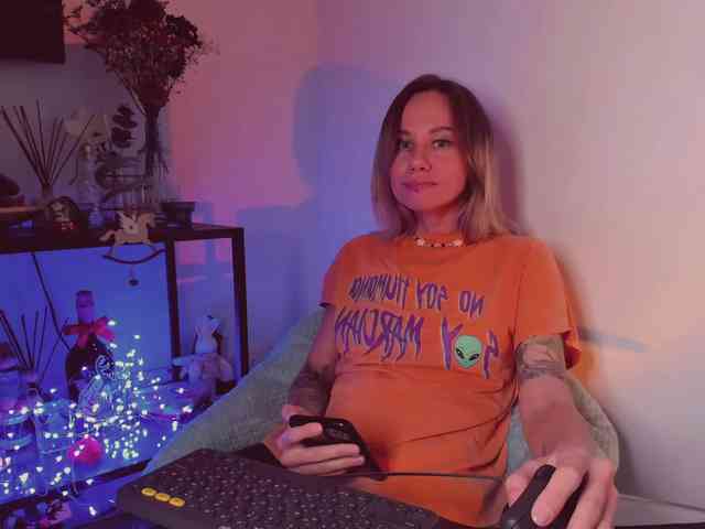 Mommiespanties webcam