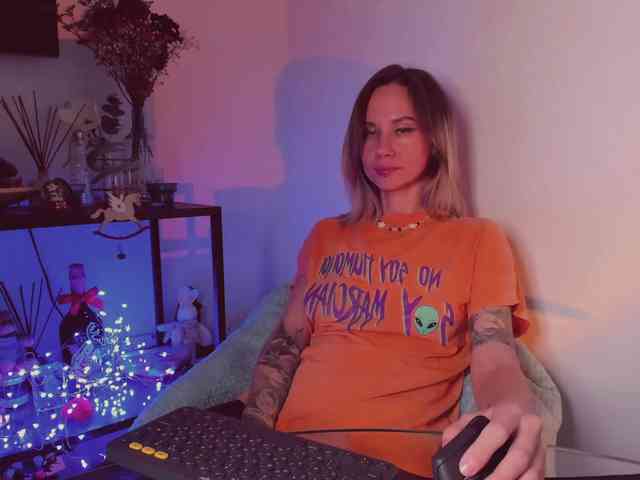 Mommiespanties webcam