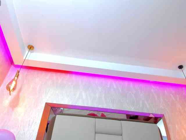 Agatharussh webcam