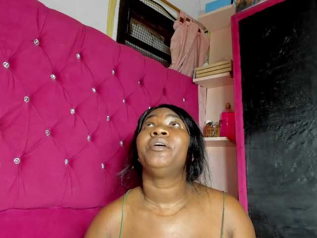 Ammyy-Brown's BongaCams show and profile