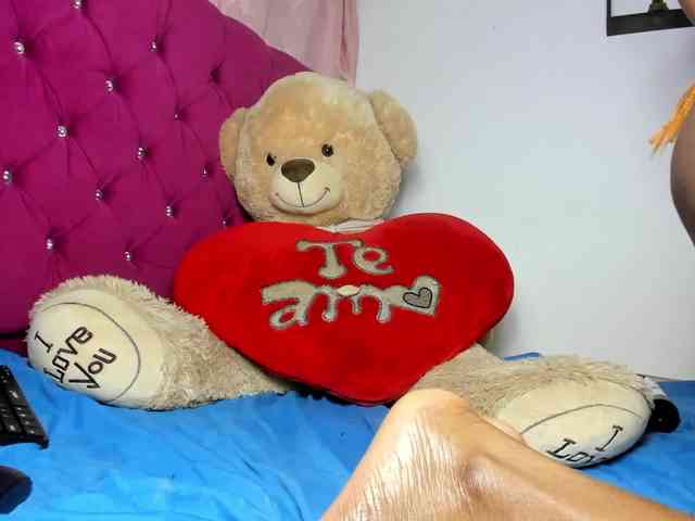 Ammyy-Brown webcam