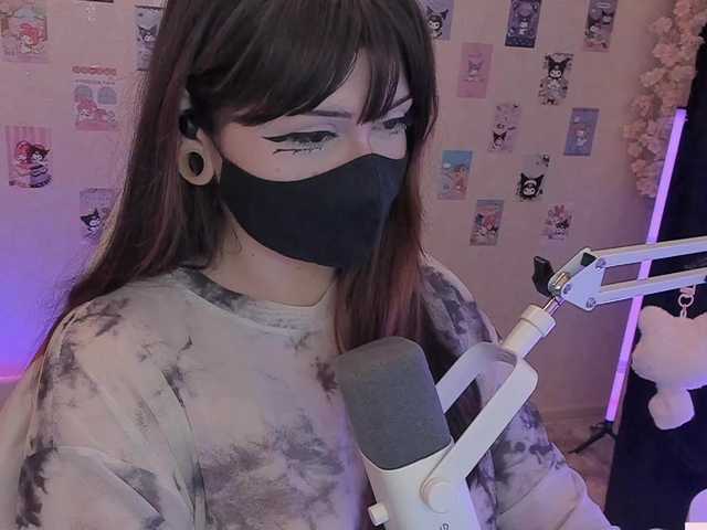 -Nanamin-'s BongaCams show and profile