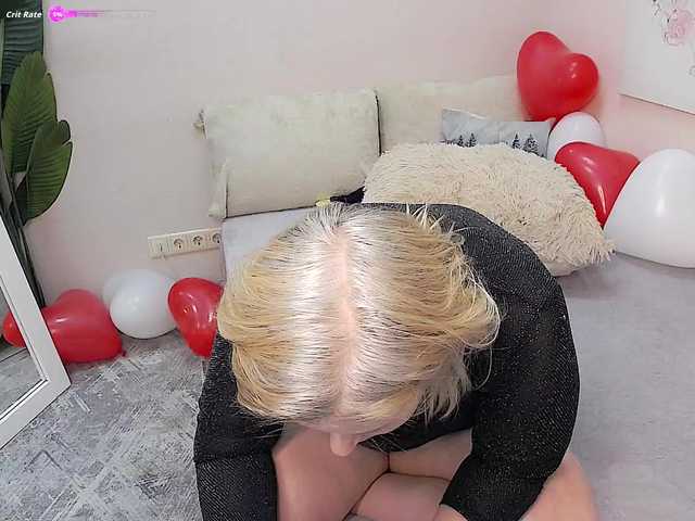 LoraMiss's BongaCams show and profile