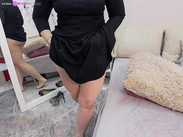 LoraMiss's BongaCams show and profile