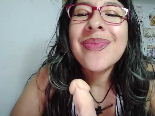 Malishka19's BongaCams show and profile