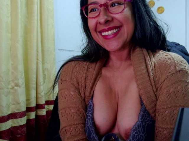 Malishka19 webcam
