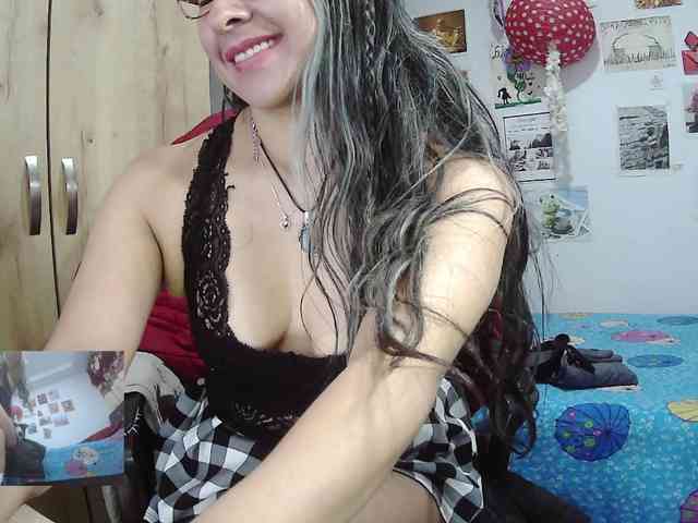 Malishka19 webcam